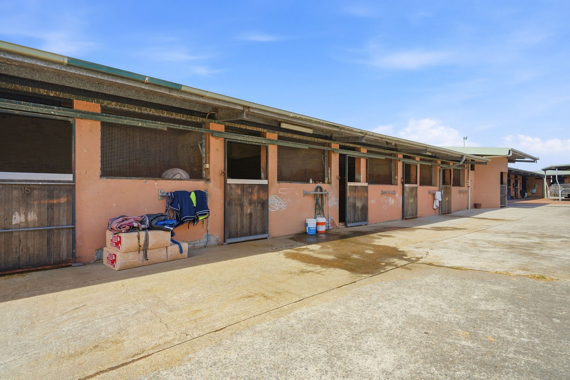 6a3874fd7aaaa47abf69e92d_8_Stables 1