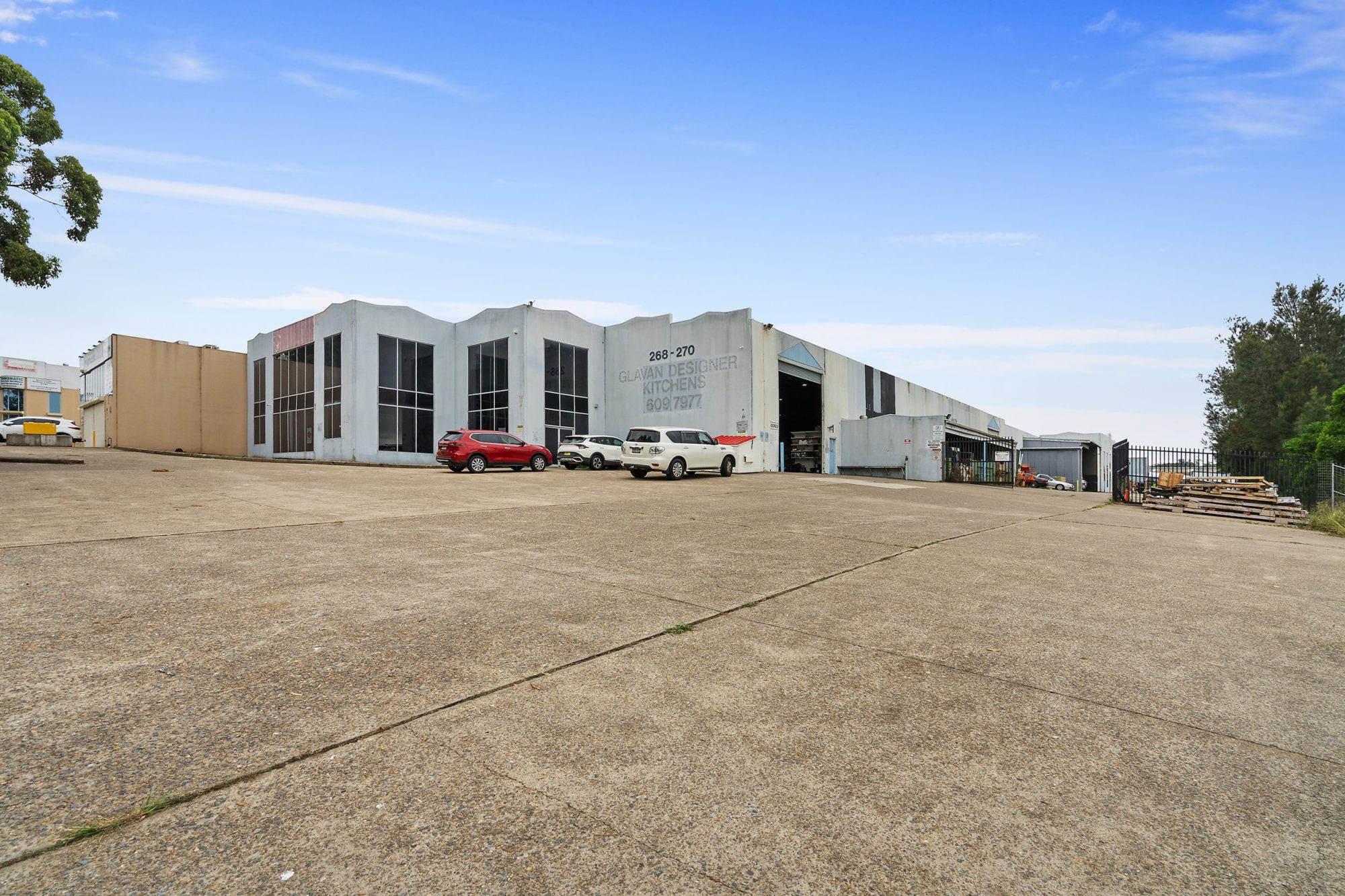gallery_17_680712d519190ec3a11d85ca_15._Facade